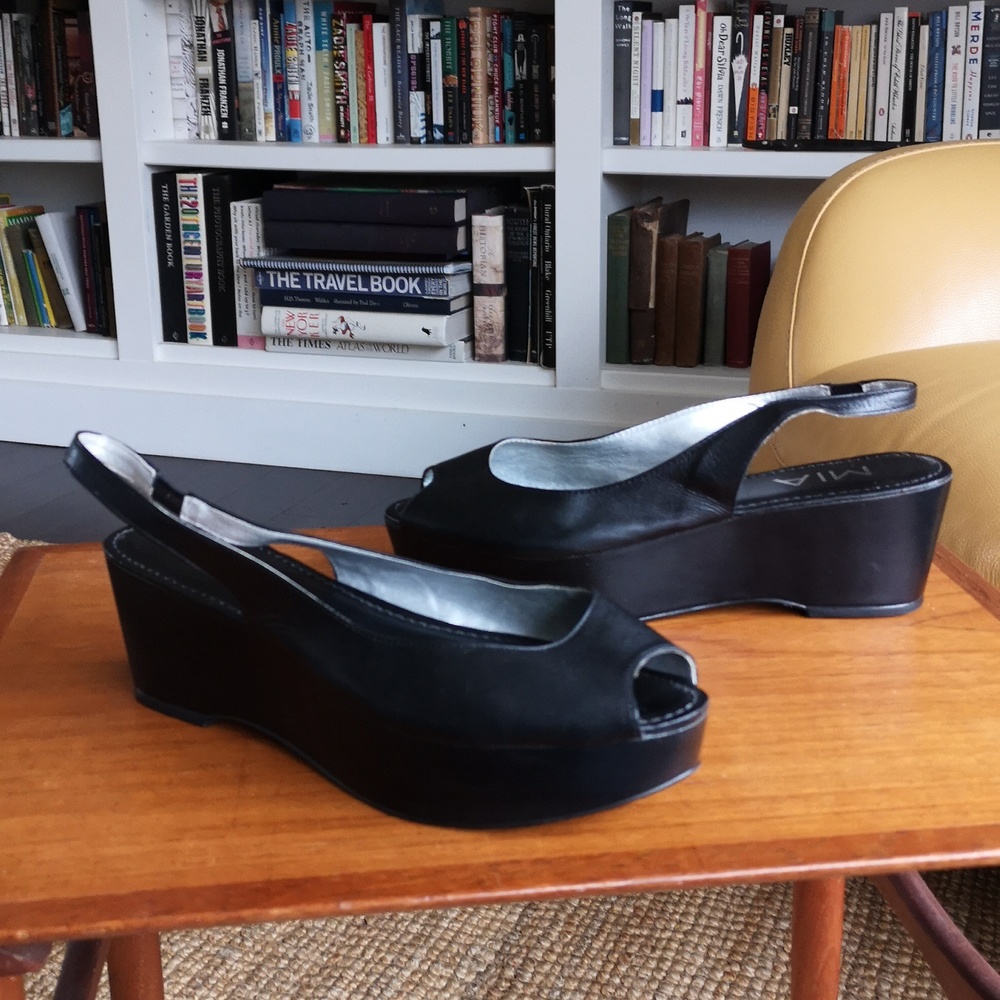 MIA Black Wedge Sandals